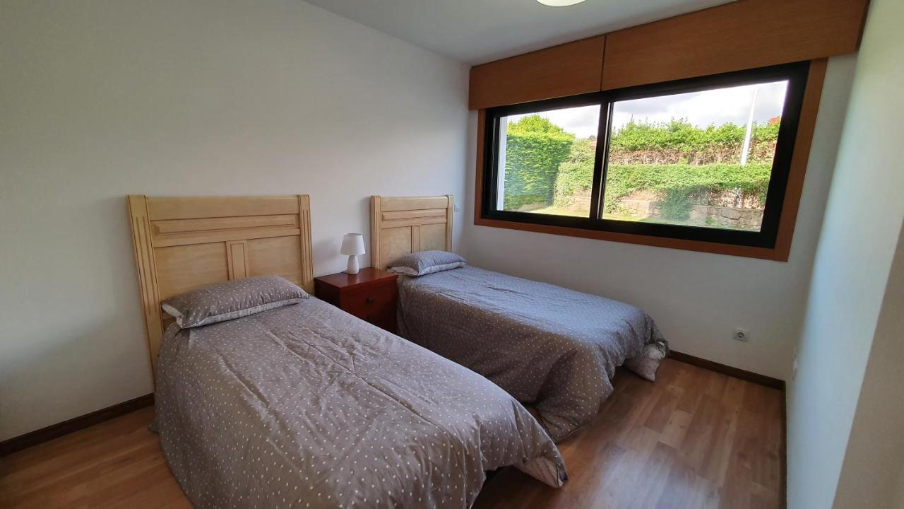 Modern 4 Double Bedroom Villa With Pool / Garden Valdovino Bagian luar foto